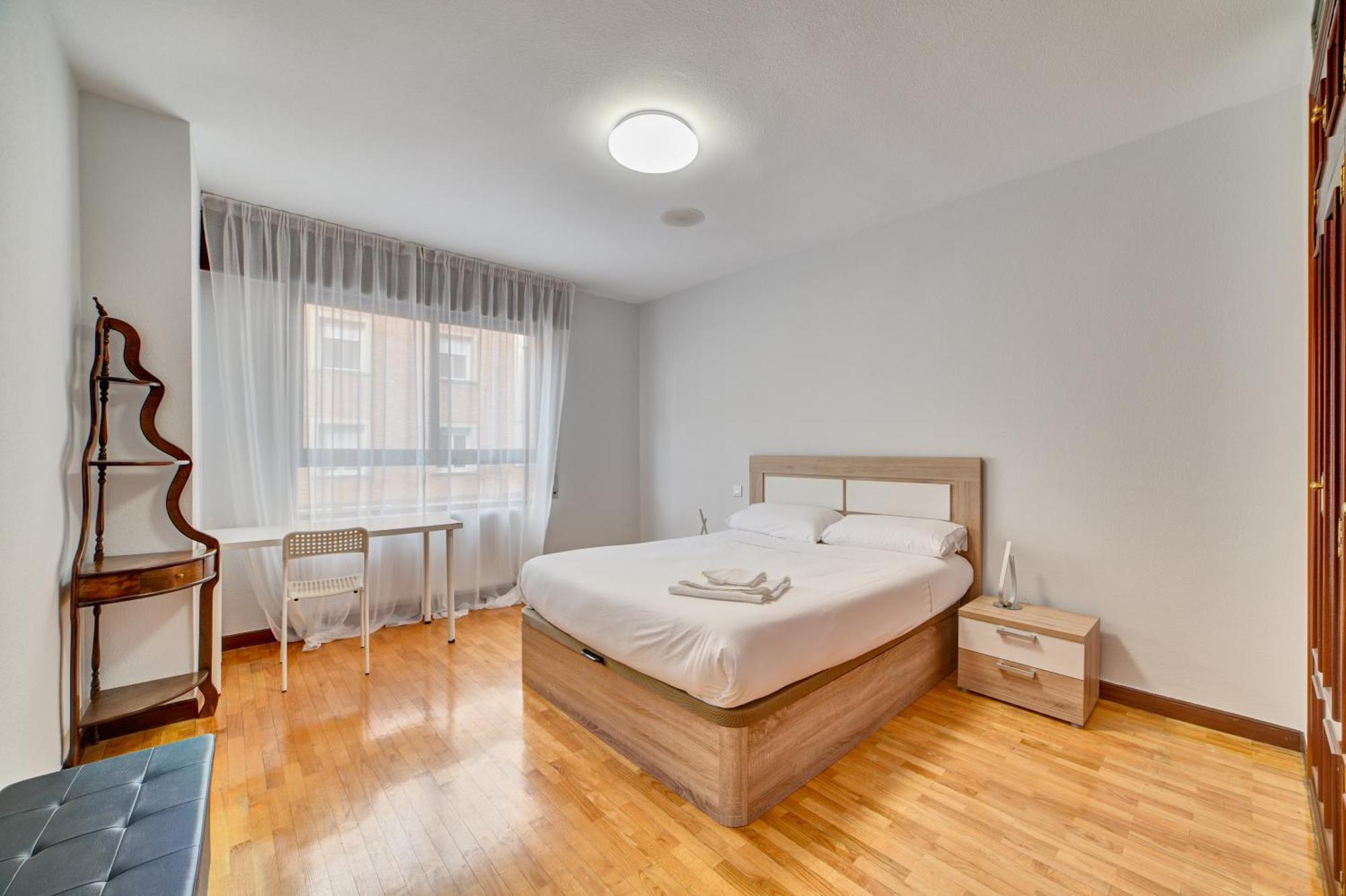 Apartment Apartamento El Parque By Clabao Logrono